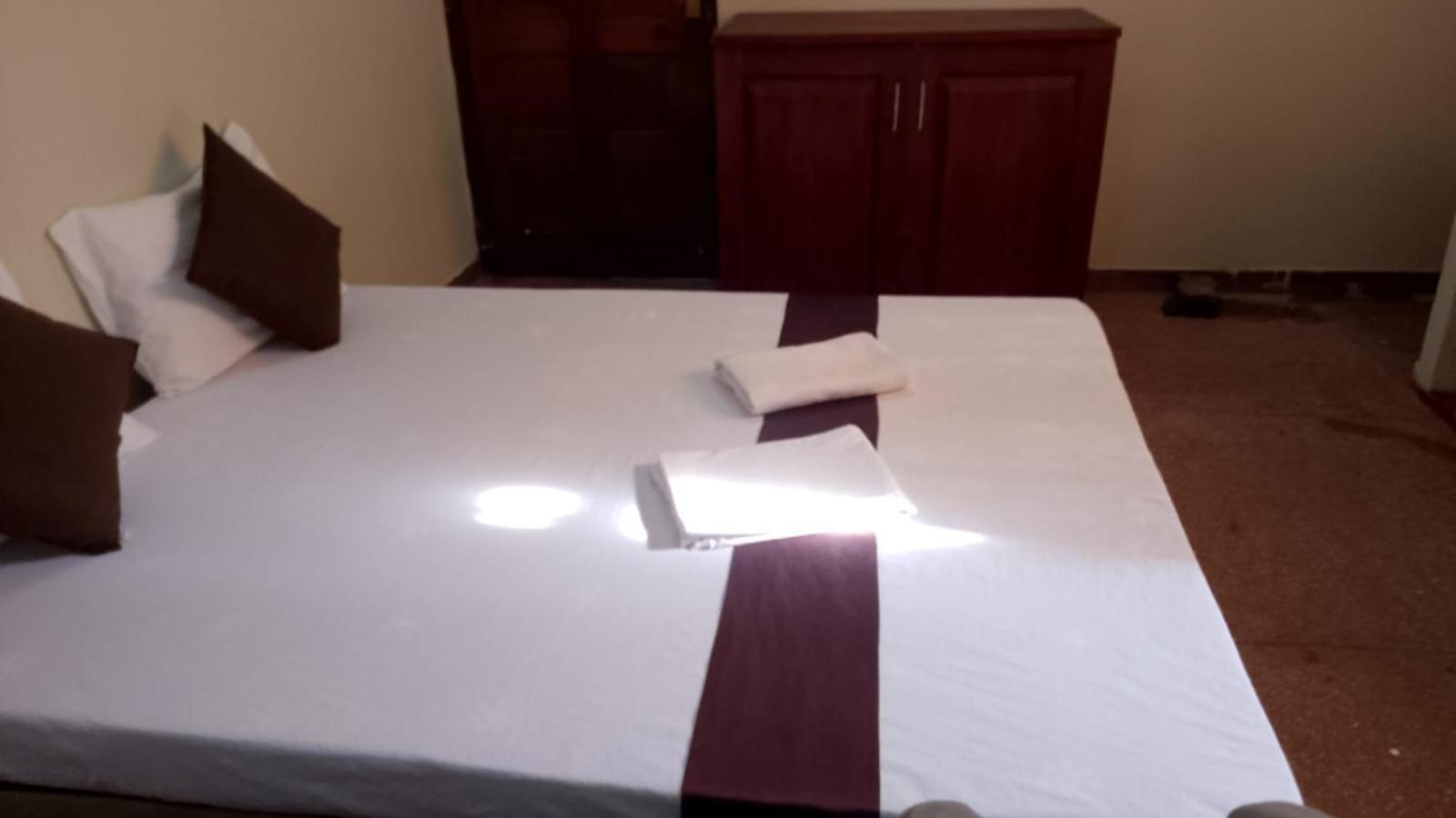 Mercuryfm 103 Guest House - Colombo 3 Экстерьер фото